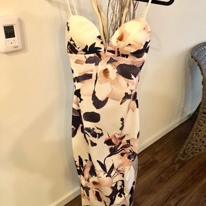 Floral Stretch Low V Midi Summer Dress Size 6